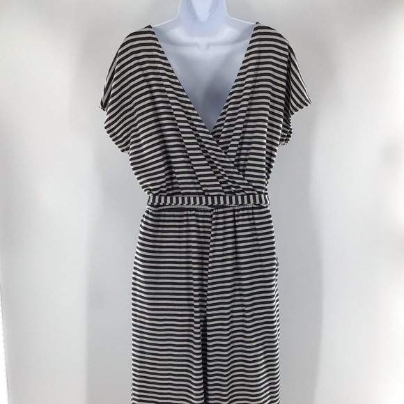 Old Navy Striped Jumpsuit w/ Open back NWOT - Picture 4 of 8